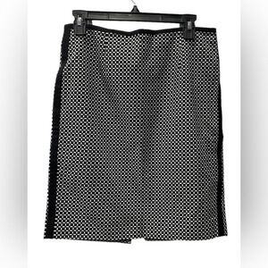 White House Black‎ Market Black White Fully Lined Skirt Size 8